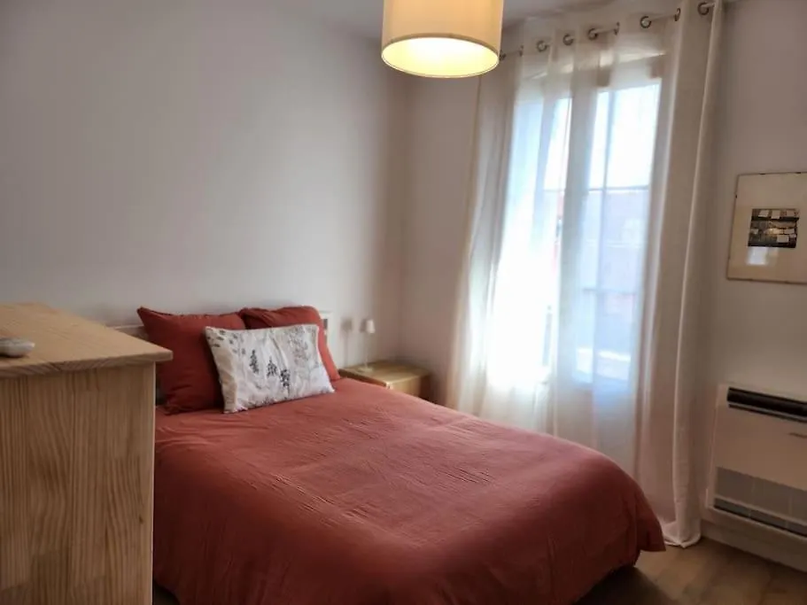 Nice Fac St Jean D'Angely Apartment